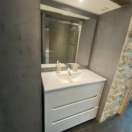 Gasthuis Raspail 4*