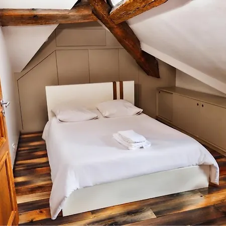 Raspail Гостевой дом 4*