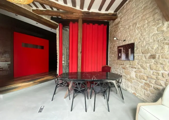 Raspail بيت ضيافة 4*